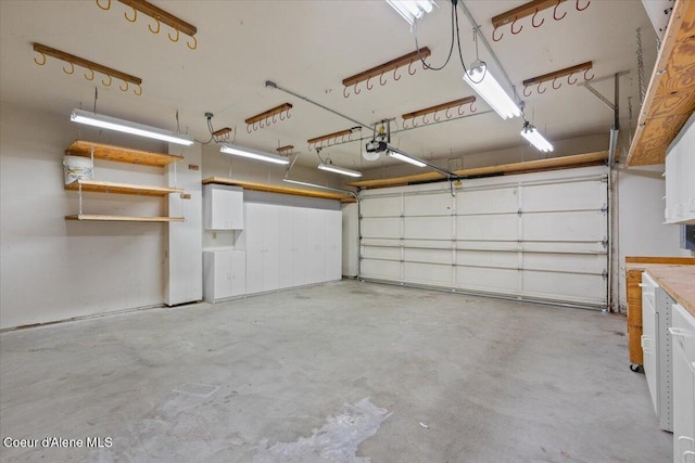 2699 E Packsaddle Dr, Coeur Dalene, ID 83815 - garage with a garage door opener