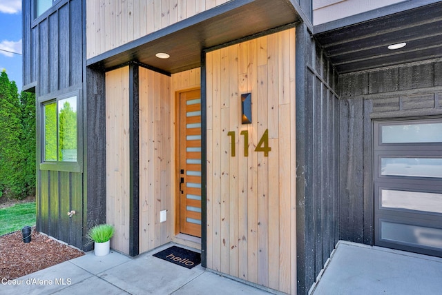 114 E Hattie, Coeur Dalene, ID 83814 - view of exterior entry