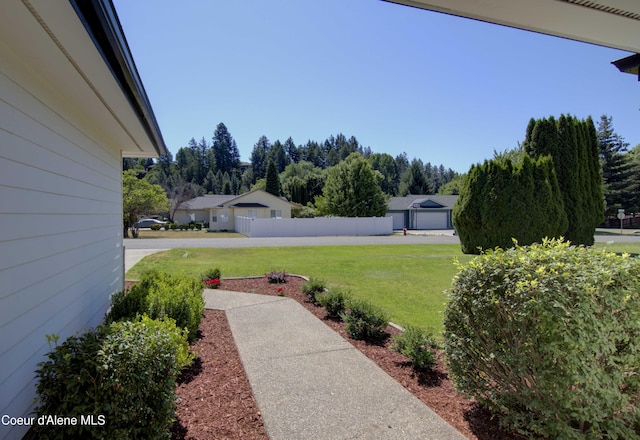 8611 N Maple St, Hayden, ID 83835 - photo 2