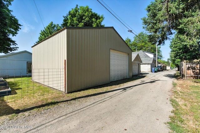 1613 E Coeur D Alene Ave, Coeur Dalene, ID 83814 - view of detached garage