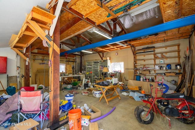 5341 Hoo Doo Loop, Oldtown, ID 83822 - garage featuring a workshop area
