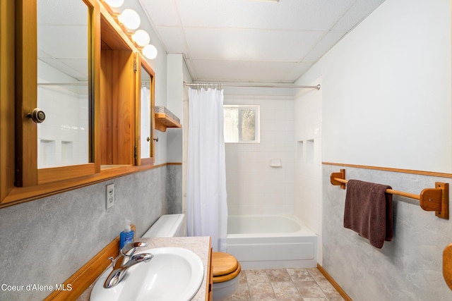 5341 Hoo Doo Loop, Oldtown, ID 83822 - bathroom with toilet and shower / bath combo