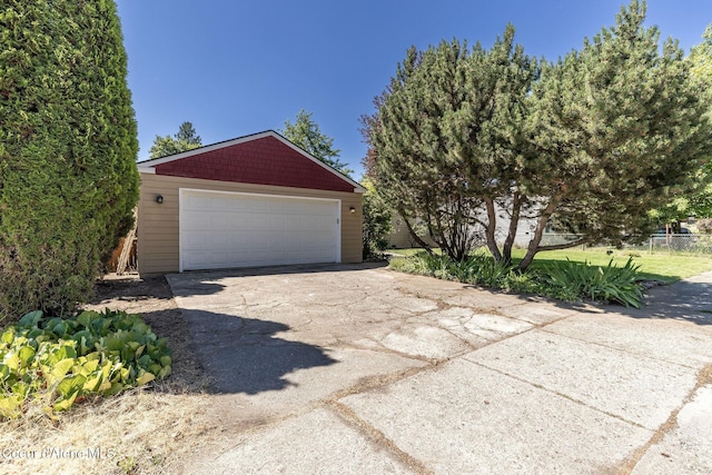 1814 E Jenny Lynn Ln, Coeur Dalene, ID 83815 - view of detached garage