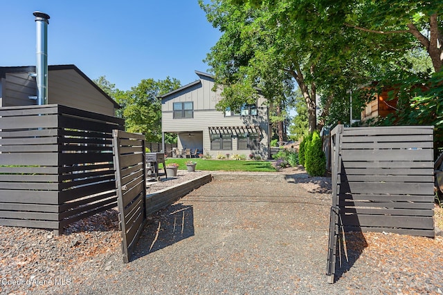 838 N Government Way, Coeur Dalene, ID 83814 - view of patio / terrace