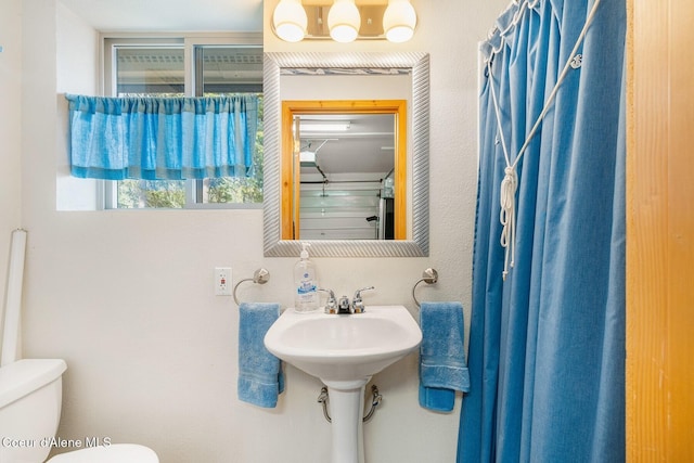 1750 W Valhalla Rd, Coeur Dalene, ID 83814 - bathroom with toilet