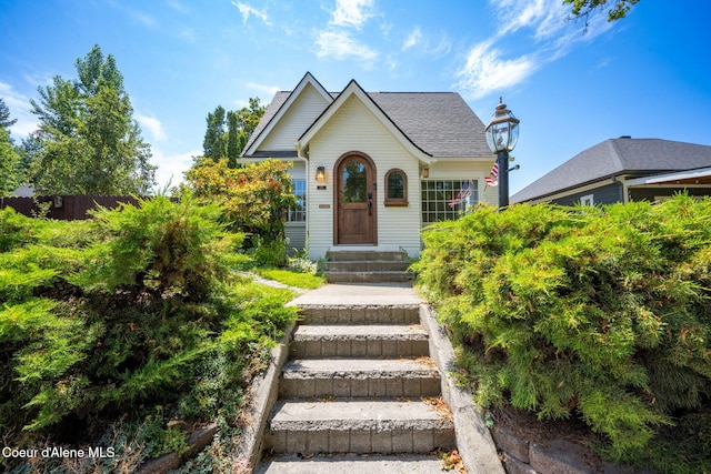 114 E Foster Ave, Coeur Dalene, ID 83814 - view of front of home with entry steps