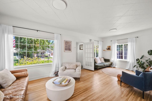 114 E Foster Ave, Coeur Dalene, ID 83814 - living room with wood finished floors