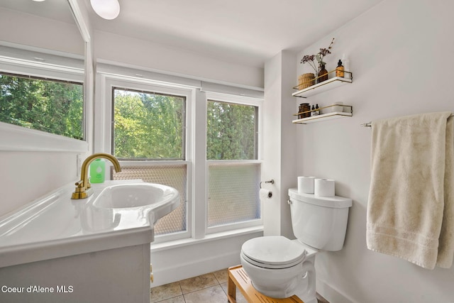 114 E Foster Ave, Coeur Dalene, ID 83814 - bathroom featuring vanity and tile patterned flooring