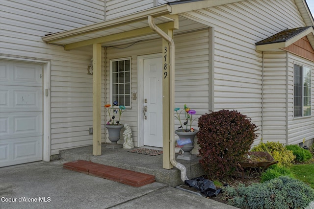 3789 N Steven Pl, Coeur Dalene, ID 83815 - property entrance