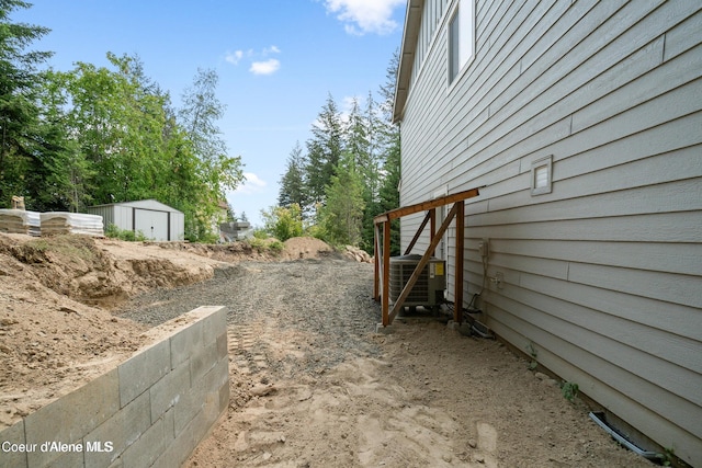 21714 S Lakeview Dr, Worley, ID 83876 - view of yard with a storage shed