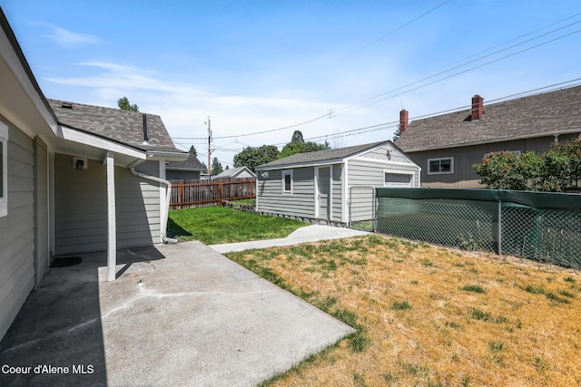 4204 N Jefferson St, Spokane, WA 99205 - view of yard featuring a patio area and an outdoor structure
