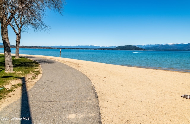 349 Jasper Loop, Ponderay, ID 83852 - water view featuring mountains