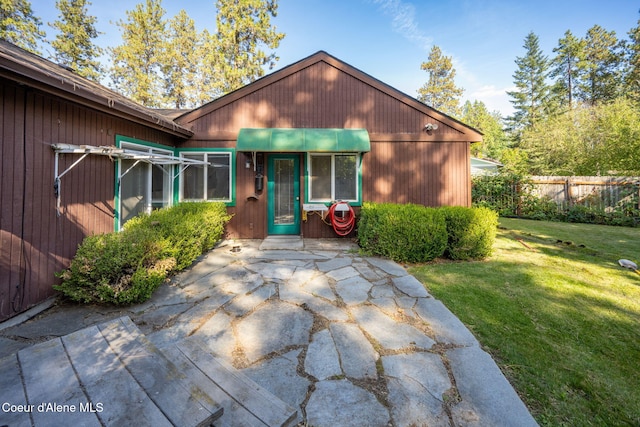 628 E Timber Ln, Coeur Dalene, ID 83815 - view of front of property