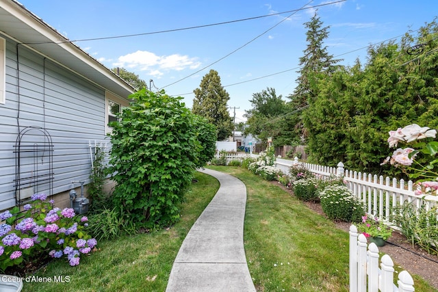 105 E Miller Ave, Coeur Dalene, ID 83814 - view of yard