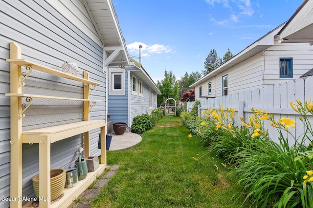 105 E Miller Ave, Coeur Dalene, ID 83814 - view of yard