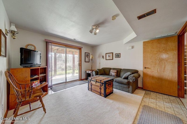 9218 W Rockford Bay Rd, Coeur Dalene, ID 83814 - view of living area
