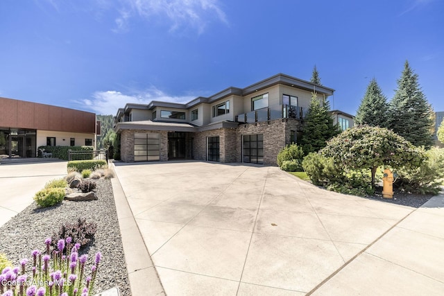 1758 W Bellerive Ln, Coeur Dalene, ID 83814 - view of front facade with concrete driveway