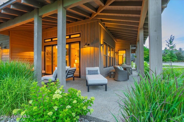 428 W Beach Ct, Dover, ID 83825 - view of covered porch