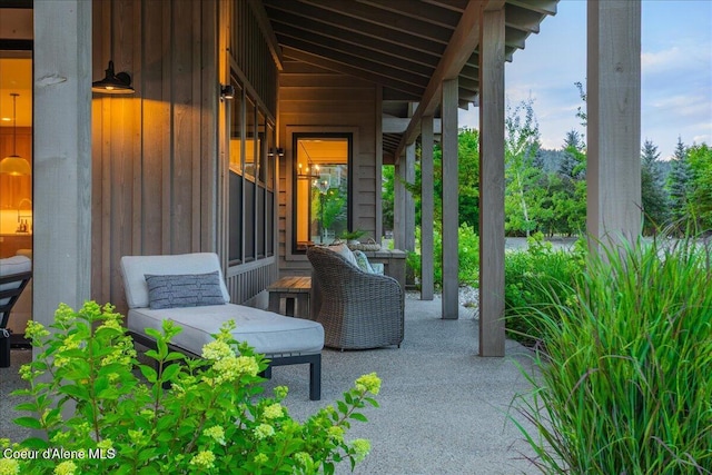 428 W Beach Ct, Dover, ID 83825 - view of covered porch
