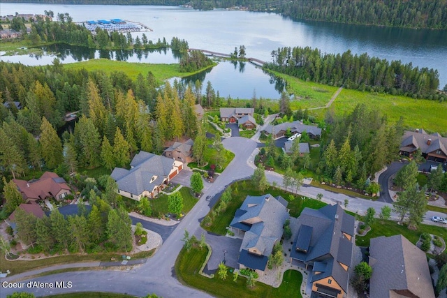 428 W Beach Ct, Dover, ID 83825 - aerial view of property and surrounding area featuring a large body of water and nearby suburban area