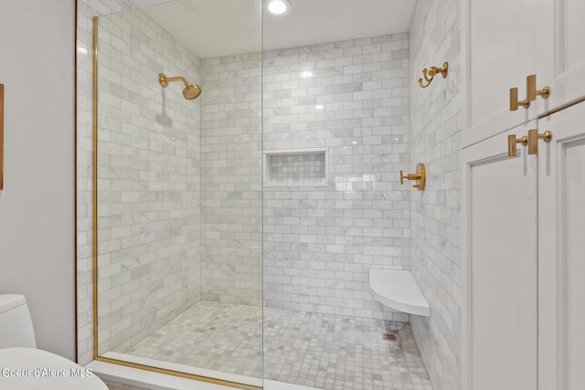 4732 S Arrow Point Dr # 304, Harrison, ID 83833 - bathroom with a shower stall