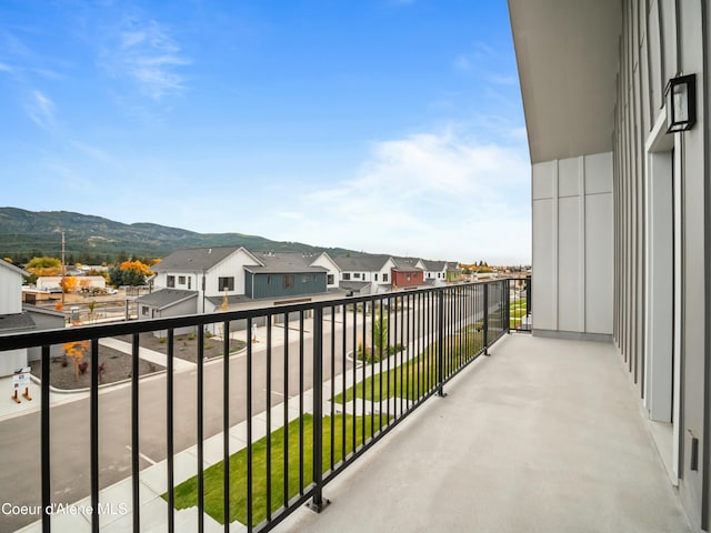 993 E Railroad Ave, Post Falls, ID 83854 - balcony with a mountain view and a residential view