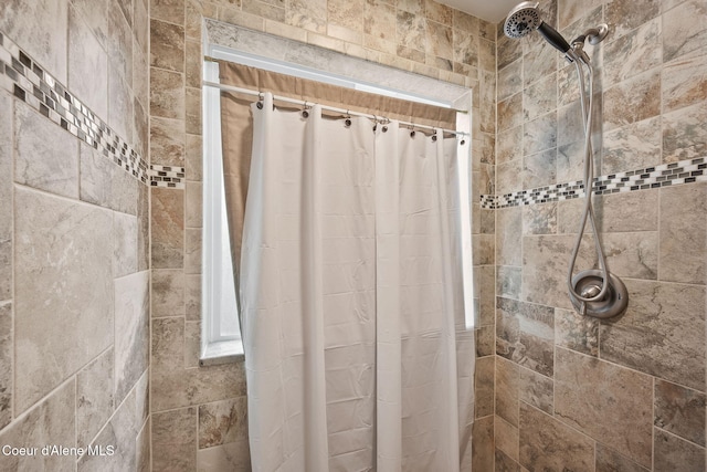 5188 E Twila Ct, Post Falls, ID 83854 - bathroom featuring a tile shower