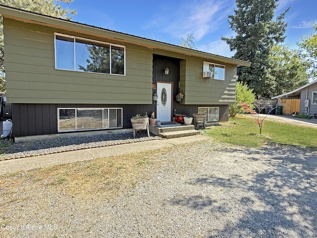 1624 E Maple Ave, Coeur Dalene, ID 83814 - photo 1
