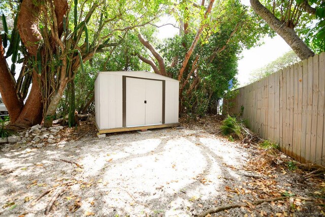 156 Marine Ave, Tavernier, FL 33070 - view of shed with fence