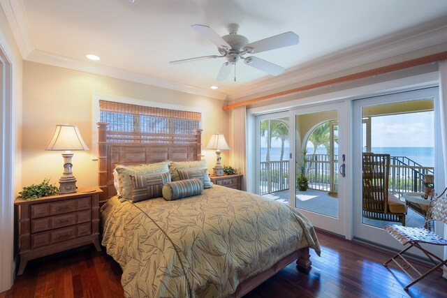 250 W Seaview Cir, Duck, FL 33050 - bedroom featuring visible vents, ornamental molding, and baseboards
