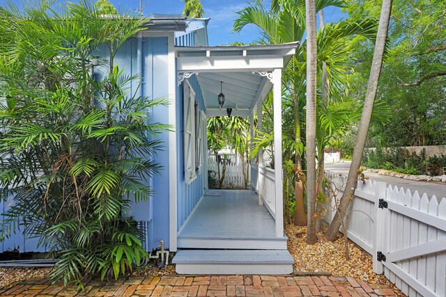 820 Carsten Ln, Key West, FL 33040 - view of exterior entry featuring a gate