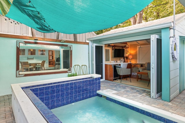 626 Margaret St, Key West, FL 33040 - view of swimming pool