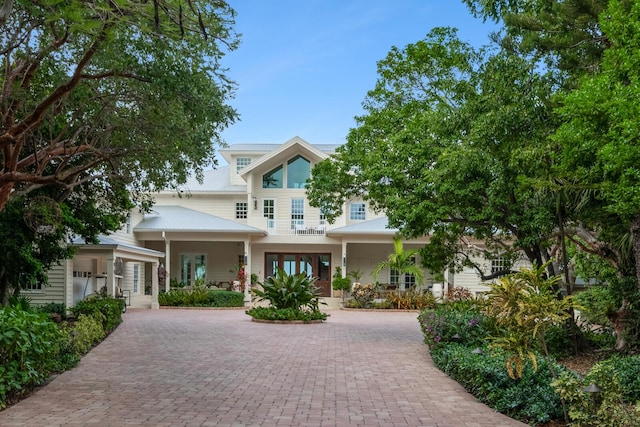 view of front of home featuring a porch