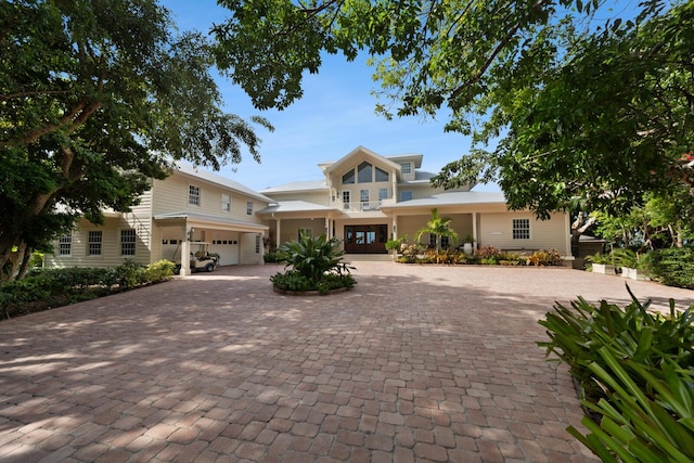 view of front of house featuring a garage