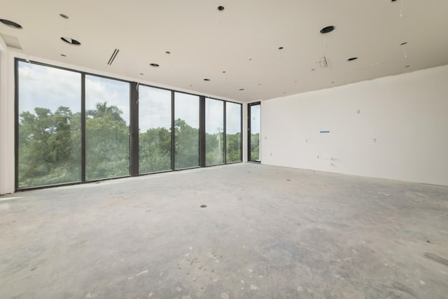 empty room featuring concrete floors