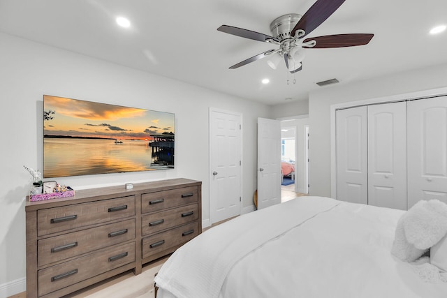 bedroom featuring visible vents, recessed lighting, and baseboards