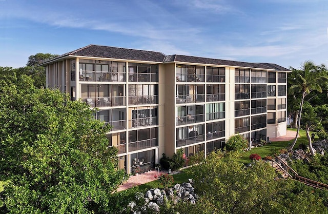 96000 Overseas Hwy Unit X54, Key Largo, FL 33037 - view of apartment building / complex