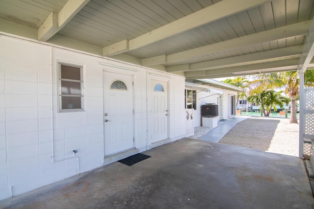 view of property entrance