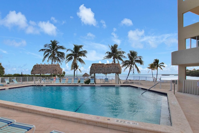 200 Wrenn St Unit 509, Tavernier, FL 33070 - community pool with a gazebo and a patio