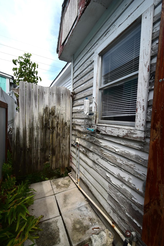 view of home's exterior
