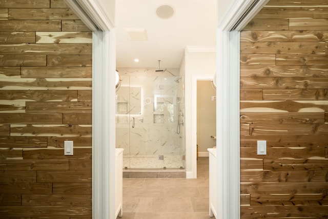 bathroom with crown molding