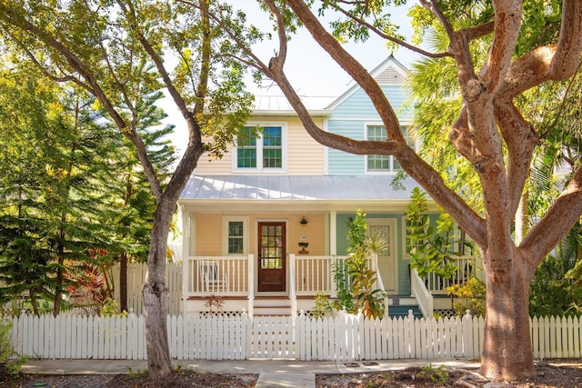 view of front of house featuring covered porch