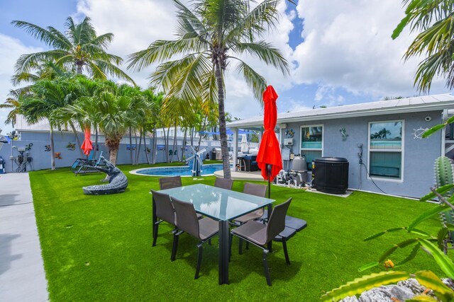 3034 Riviera Dr, Key West, FL 33040 - view of yard with a fenced in pool and fence