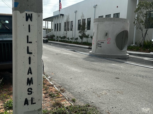 906 Williams Aly, Key West, FL 33040