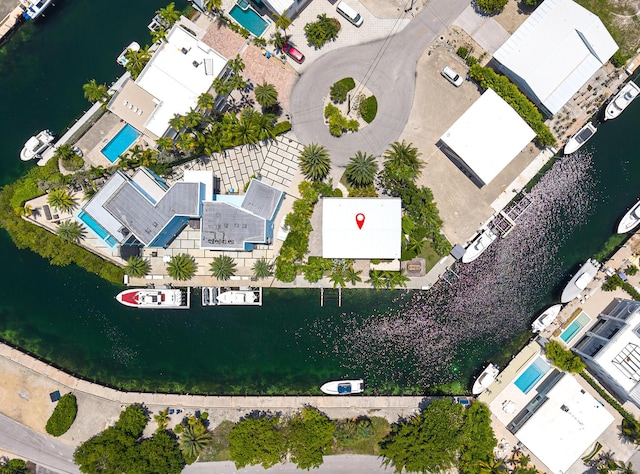 119 W Plaza Del Lago, Islamorada, FL 33036 - photo 2