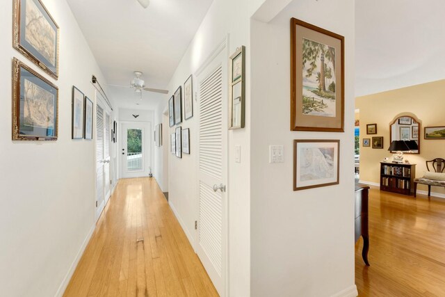 33 Pen Key Dr, Islamorada, FL 33036 - corridor with light hardwood / wood-style flooring