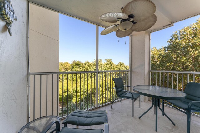 balcony with ceiling fan