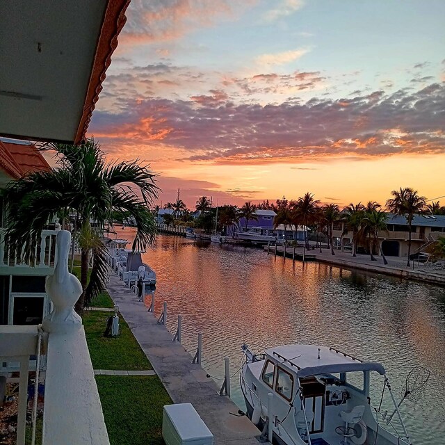 dock area featuring a water view