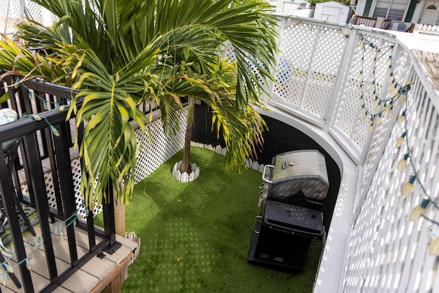 3355 Flagler Ave, Key West, FL 33040 - view of grassy yard