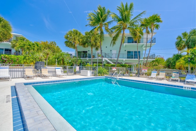 12690 Overseas Hwy Unit 52, Marathon, FL 33050 - pool with fence and a patio